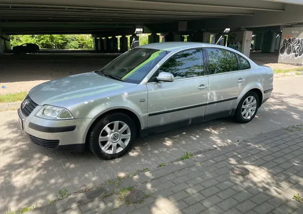 volkswagen passat Volkswagen Passat cena 6500 przebieg: 410000, rok produkcji 2000 z Warszawa